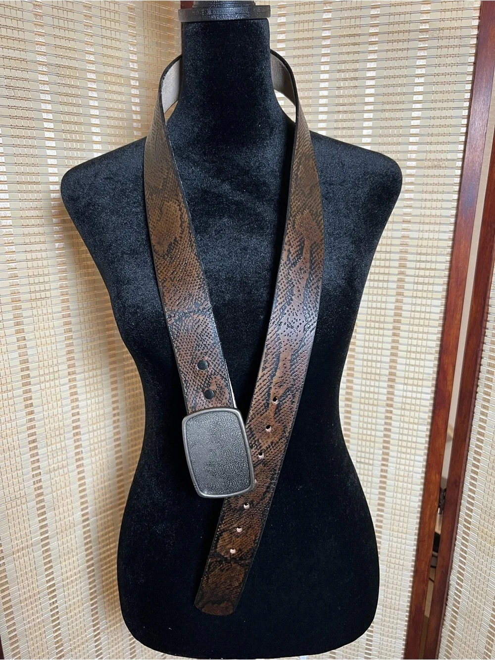 Vintage Leather Snakeskin Print Belt Distressed Pewter Buckle Size 32 Brown